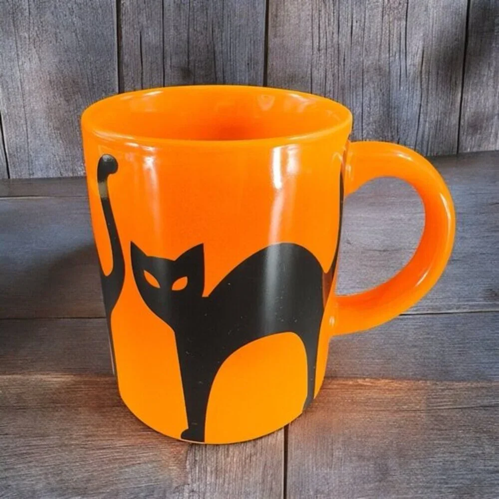 Crate & Barrel Orange Coffee Mug Cup Purple Black Halloween Cats Ceramic Set‎ 2